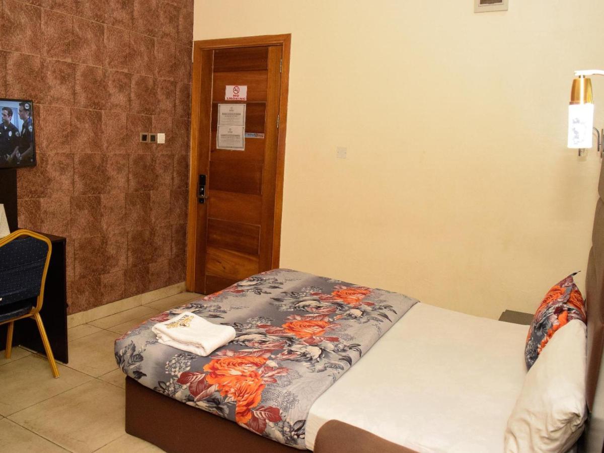 Bana Hotel & Suites Lagos Dış mekan fotoğraf