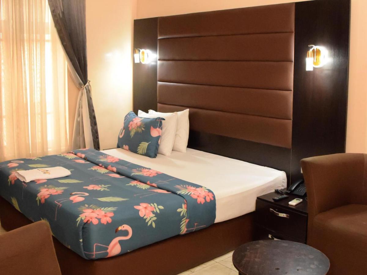 Bana Hotel & Suites Lagos Dış mekan fotoğraf