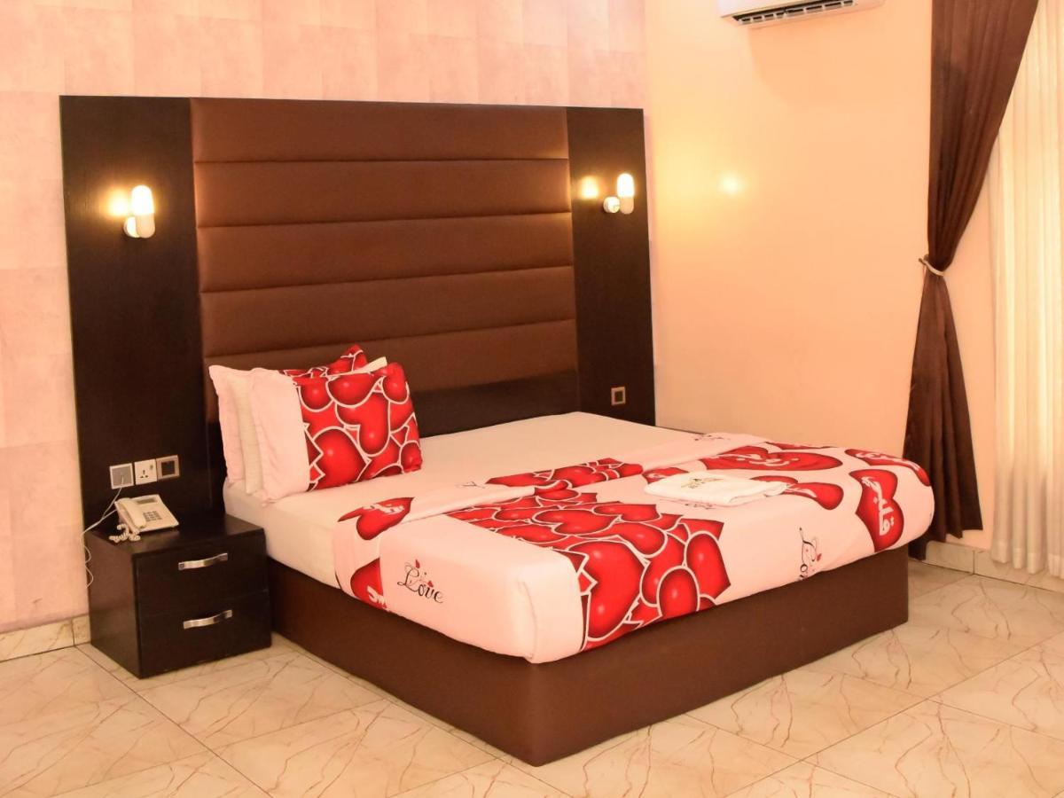 Bana Hotel & Suites Lagos Dış mekan fotoğraf