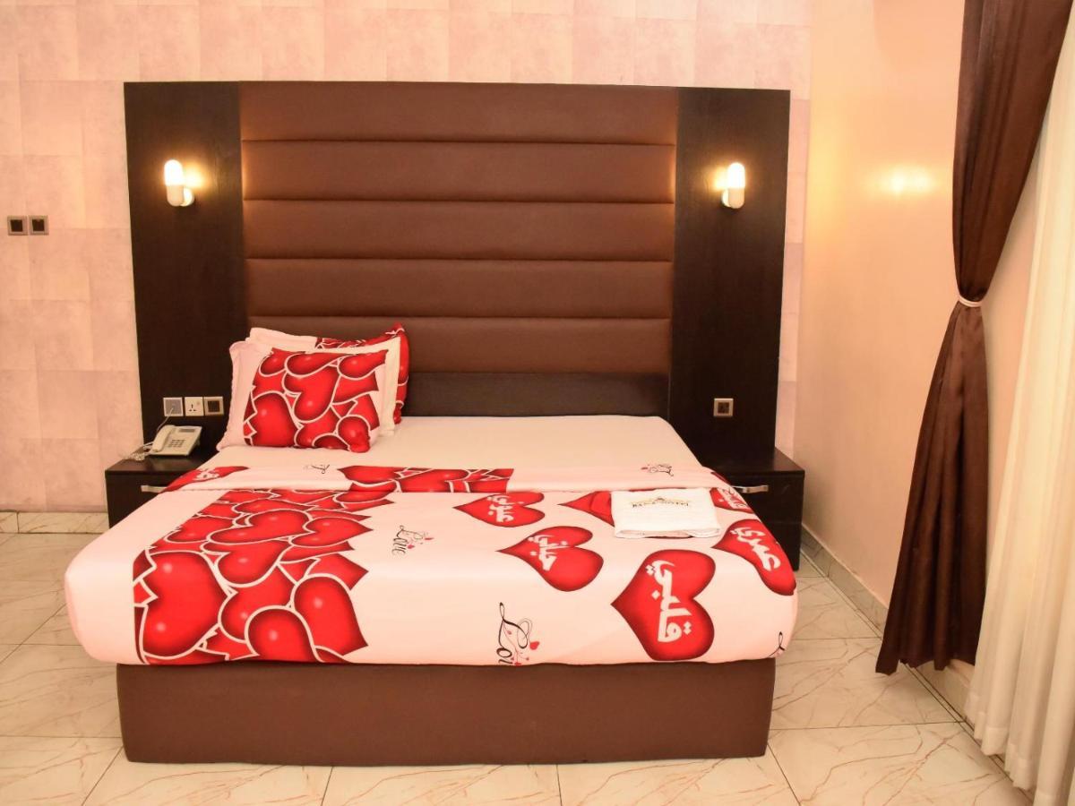 Bana Hotel & Suites Lagos Dış mekan fotoğraf