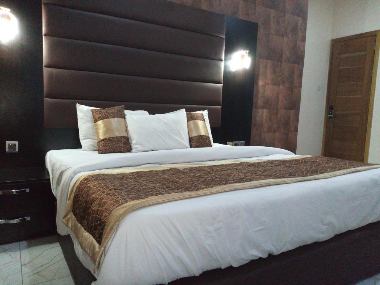 Bana Hotel & Suites Lagos Dış mekan fotoğraf