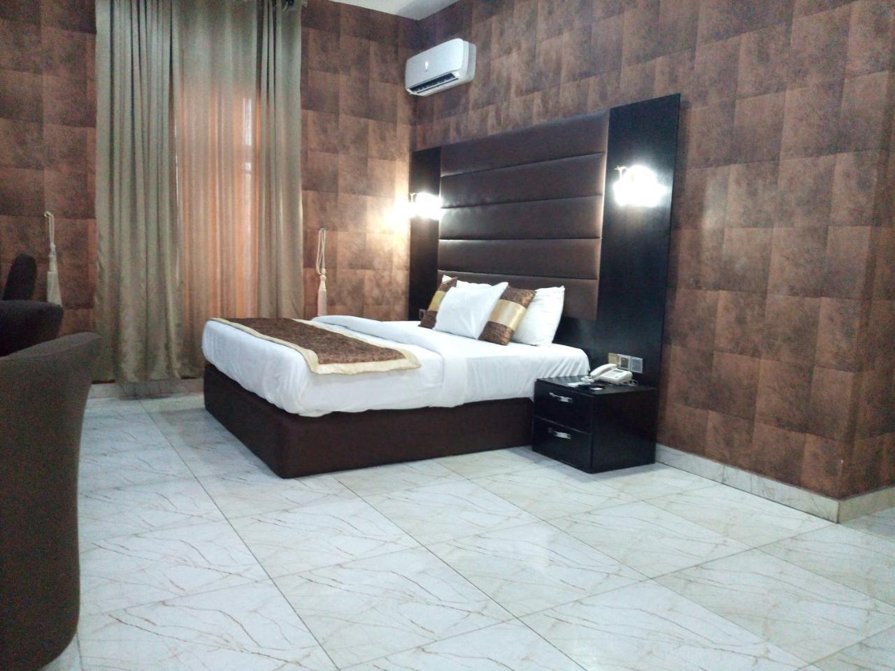 Bana Hotel & Suites Lagos Dış mekan fotoğraf