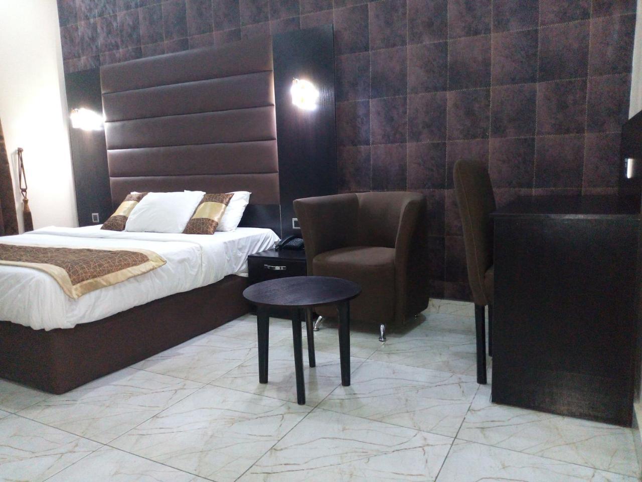 Bana Hotel & Suites Lagos Dış mekan fotoğraf