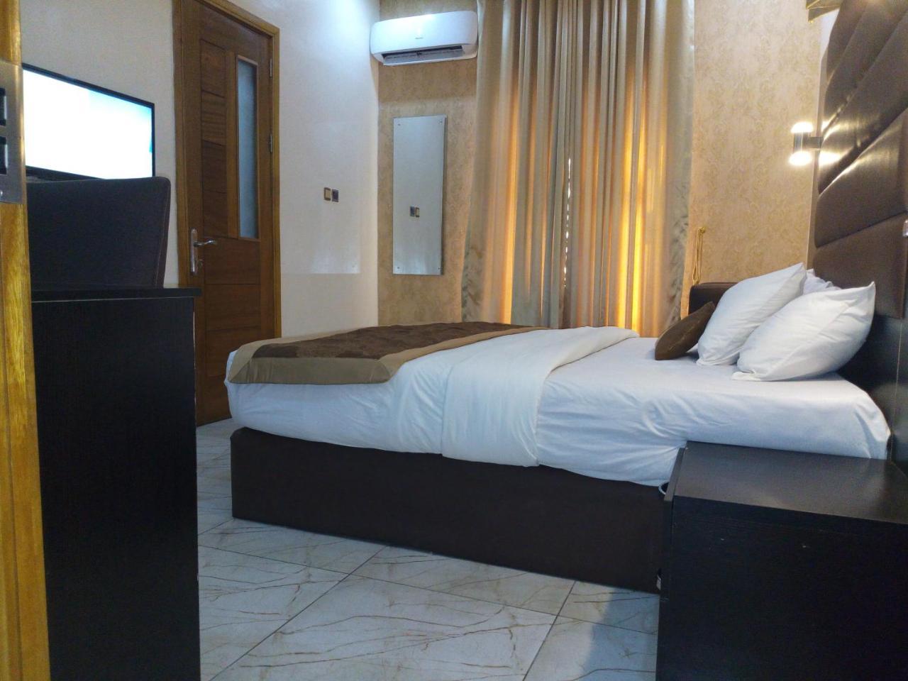 Bana Hotel & Suites Lagos Dış mekan fotoğraf