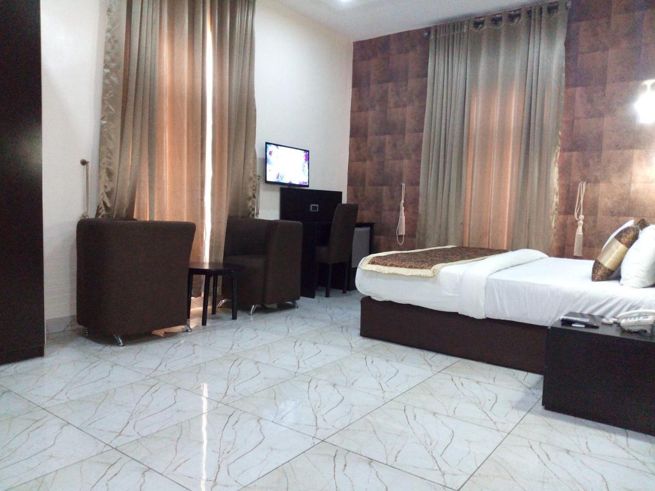 Bana Hotel & Suites Lagos Dış mekan fotoğraf
