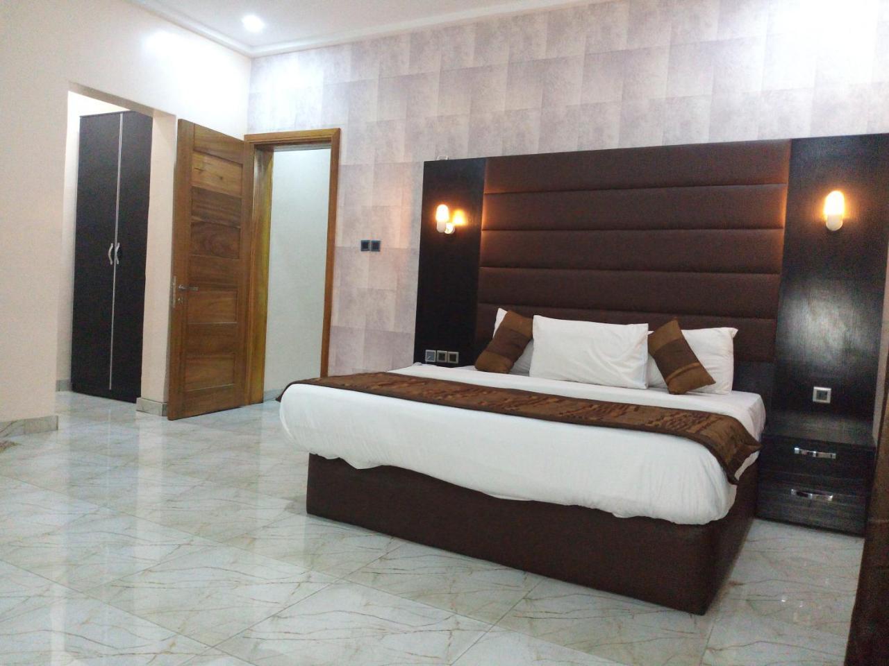 Bana Hotel & Suites Lagos Dış mekan fotoğraf