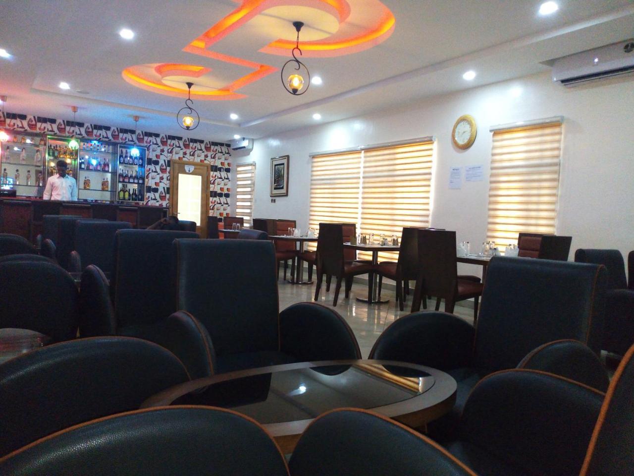 Bana Hotel & Suites Lagos Dış mekan fotoğraf